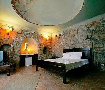 Antik Zeytin & Art 3* Göltürkbükü