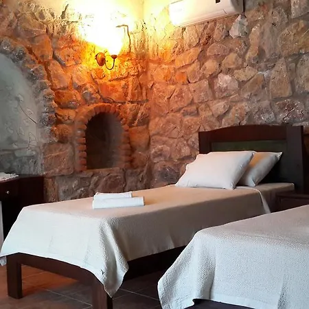 Penzion Antik Zeytin & Art 3*